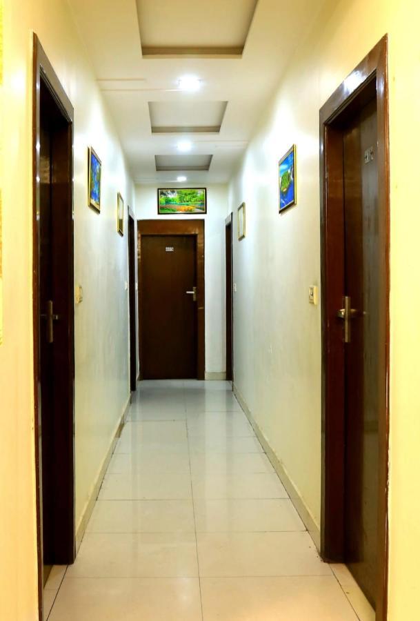 Hotel Kirandeep Agra アーグラ エクステリア 写真